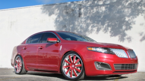Lincoln MKS on HRE 941R