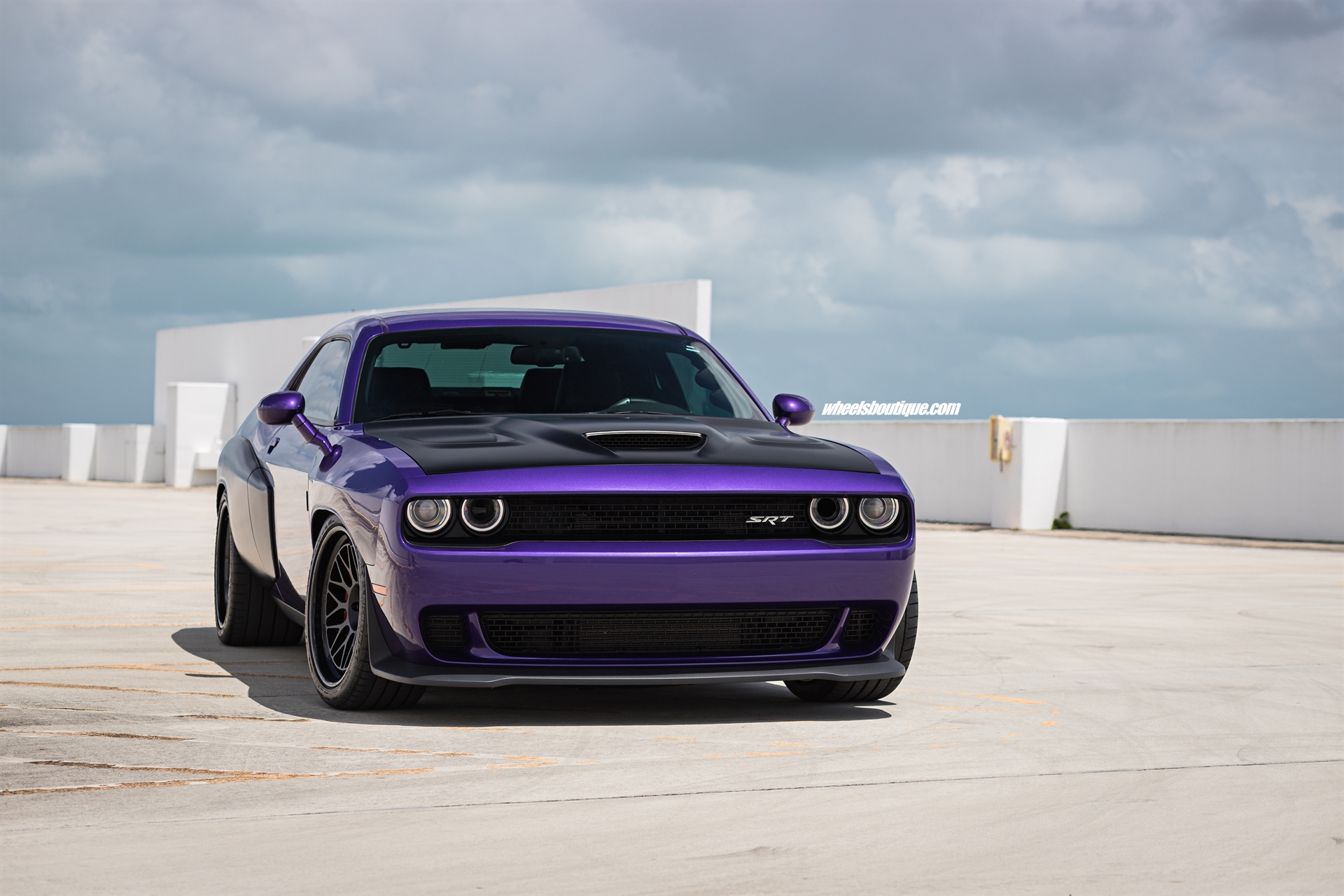 HRE Classic 300 | Dodge Challenger Hellcat (Widebody)