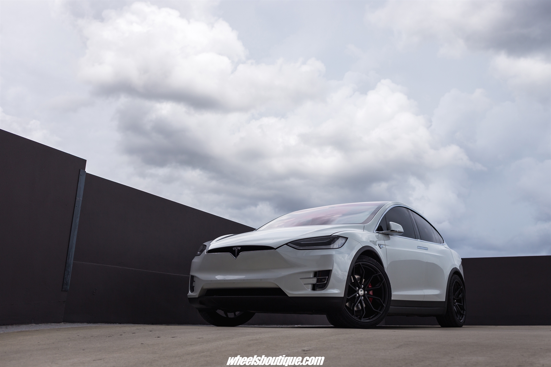 Tesla Model X on HRE P201 Gallery | Wheels Boutique