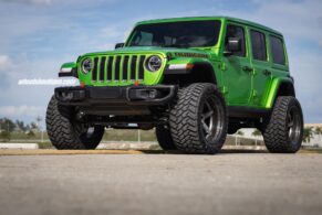 Jeep Wrangler Rubicon on HRE RS105