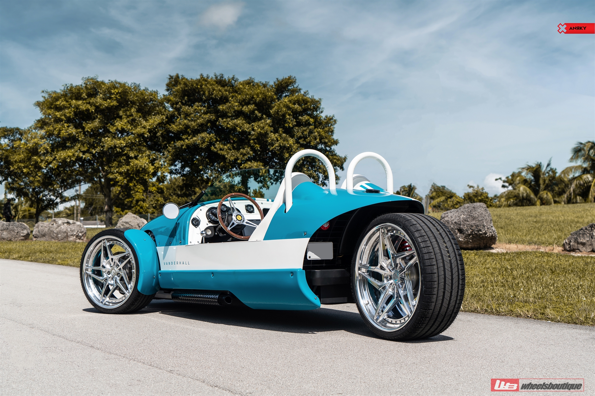 Vanderhall Venice on ANRKY S3X3 Wheels Boutique