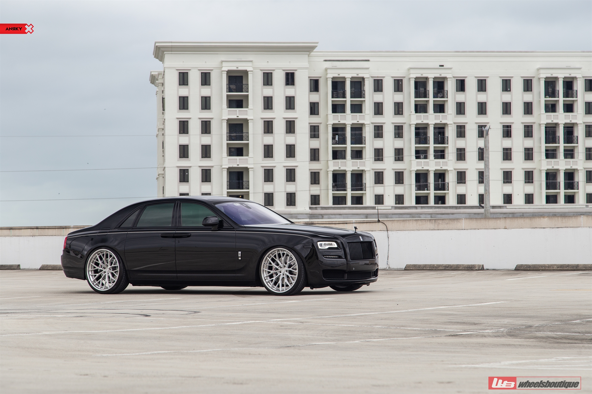 ROLLS-ROYCE GHOST ON ANRKY AN30