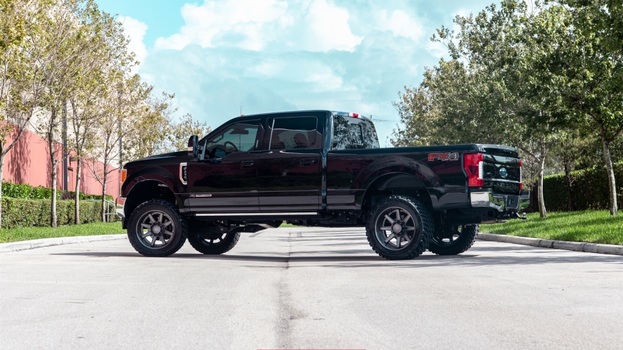 FORD F-250 ON HRE HD188