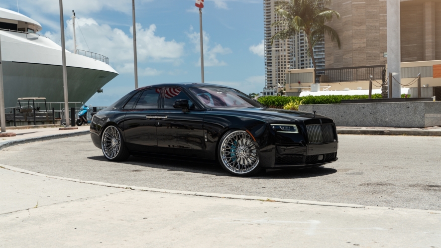 AL13 R100 | Rolls-Royce Ghost Black Badge