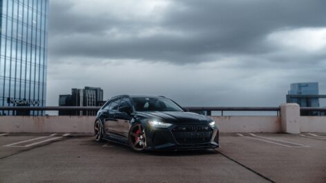 Audi RS6 on HRE 305M