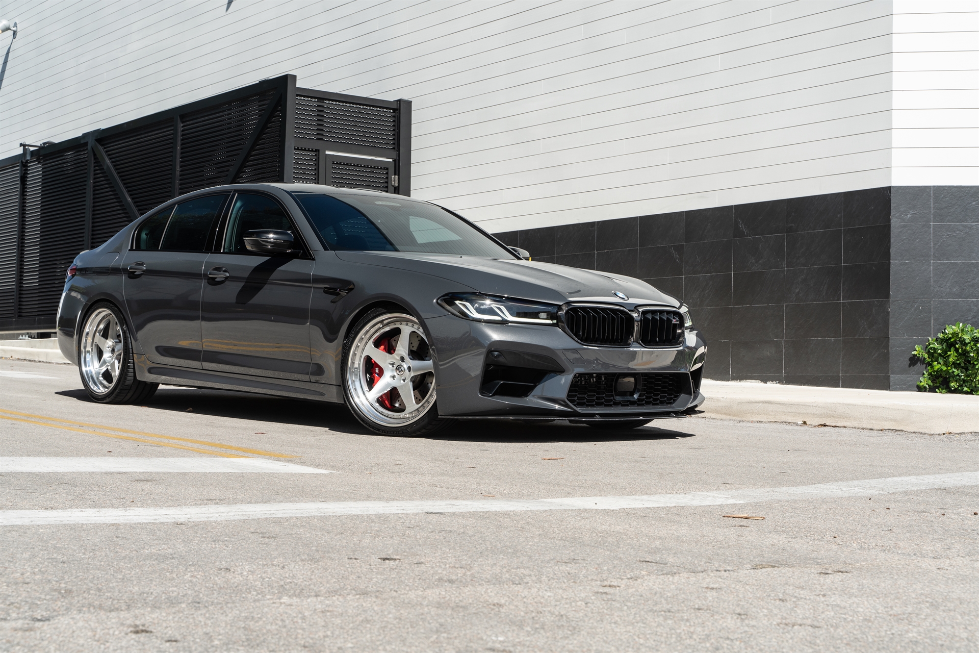 HRE 305 FMR | BMW F90 M5 Competition | Wheels Boutique