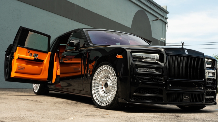 Rolls-Royce Phantom EWB with Mansory Widebody Kit