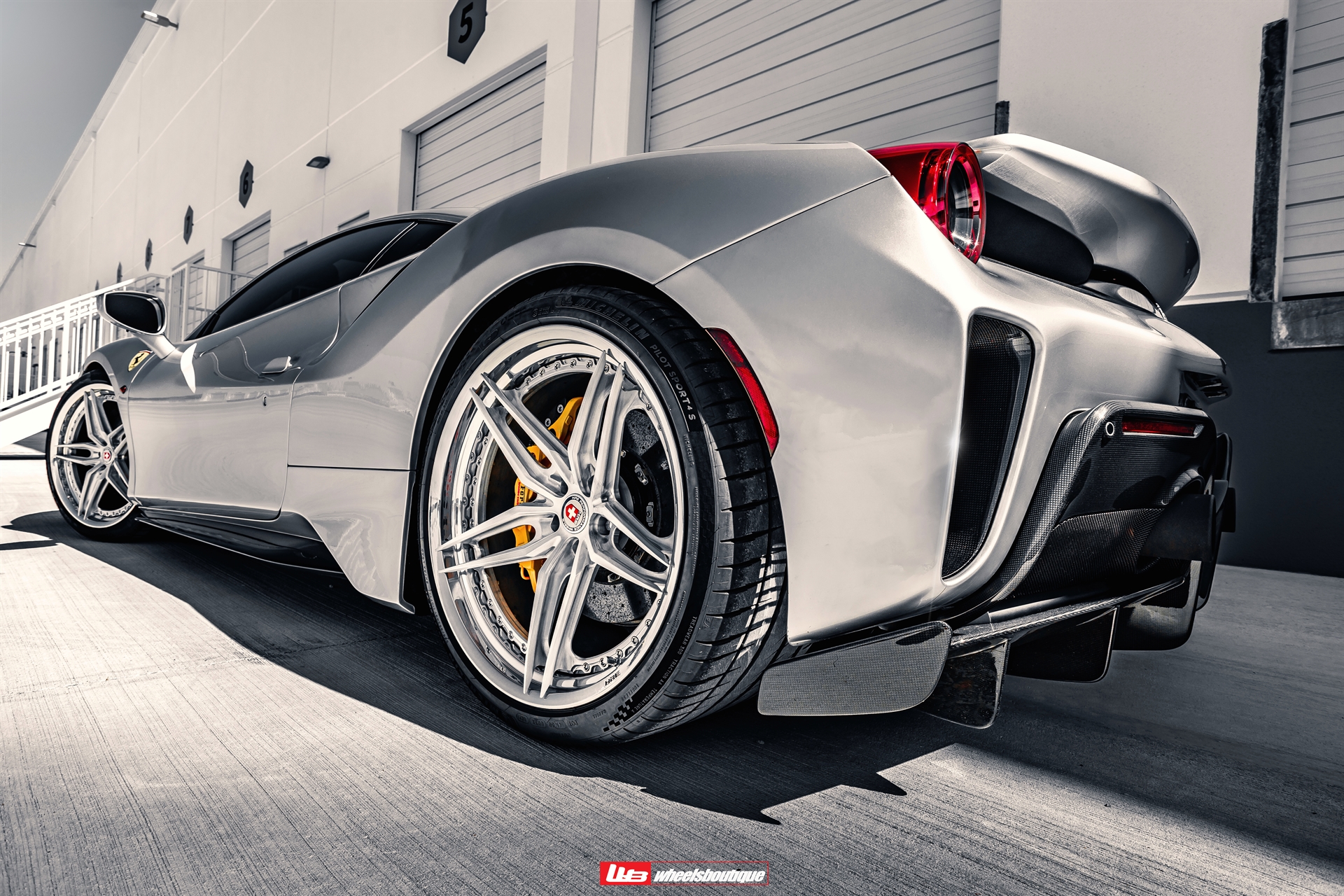 Ferrari 488 Pista | Argento Nürburgring | on HRE S107SC | Brushed Clear