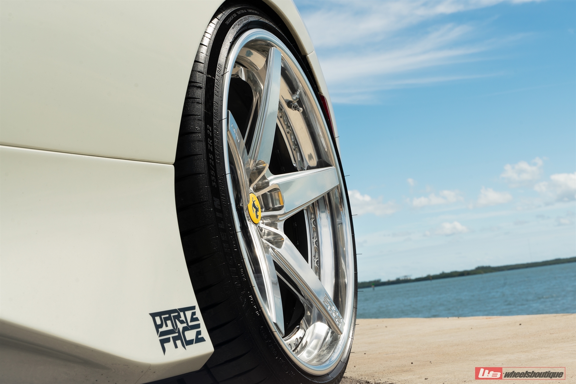 Ferrari 488 Pista | Bianco Avus | on ANRKY RS5.3 | Brushed Clear