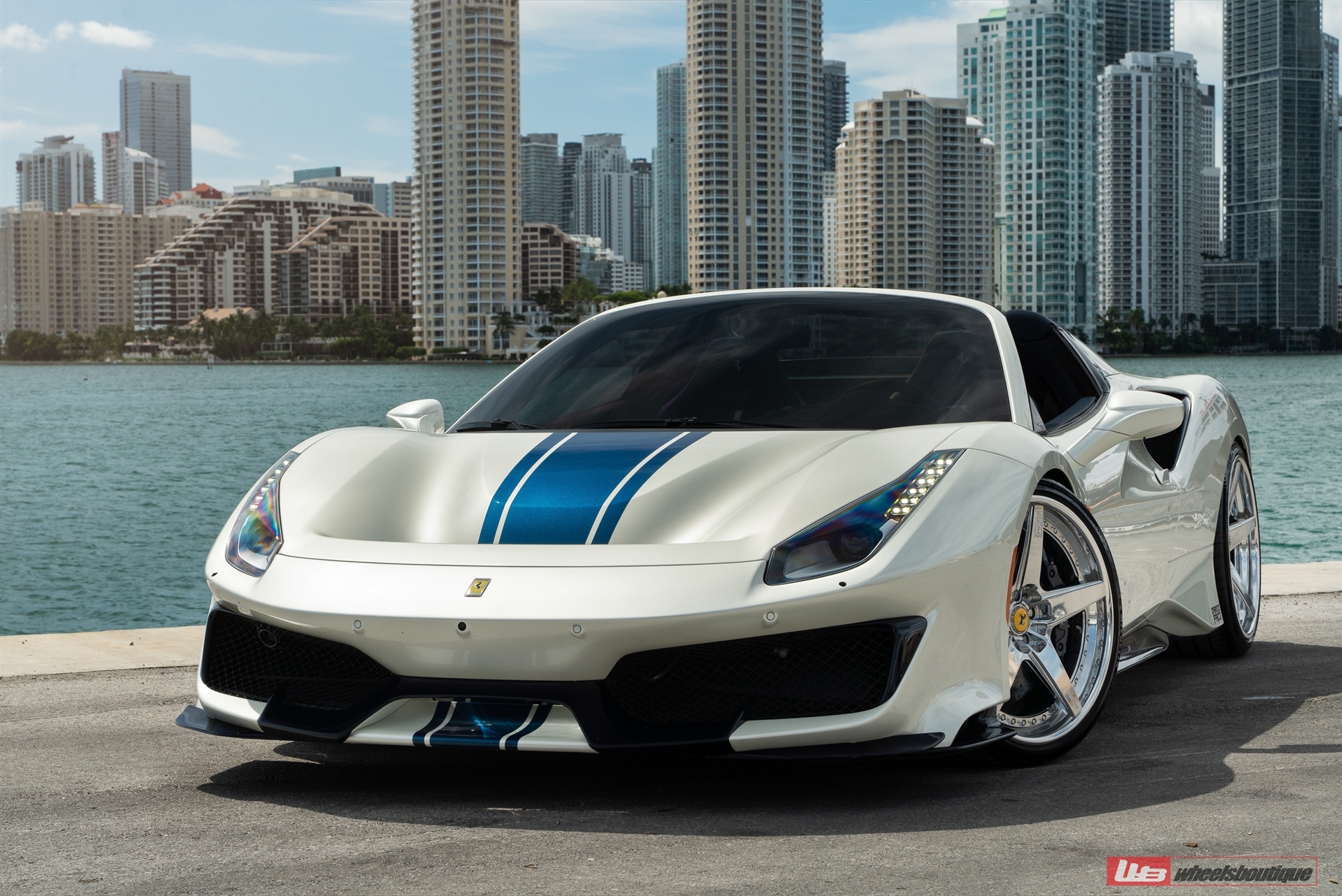 Ferrari 488 Pista | Bianco Avus | on ANRKY RS5.3 | Brushed Clear