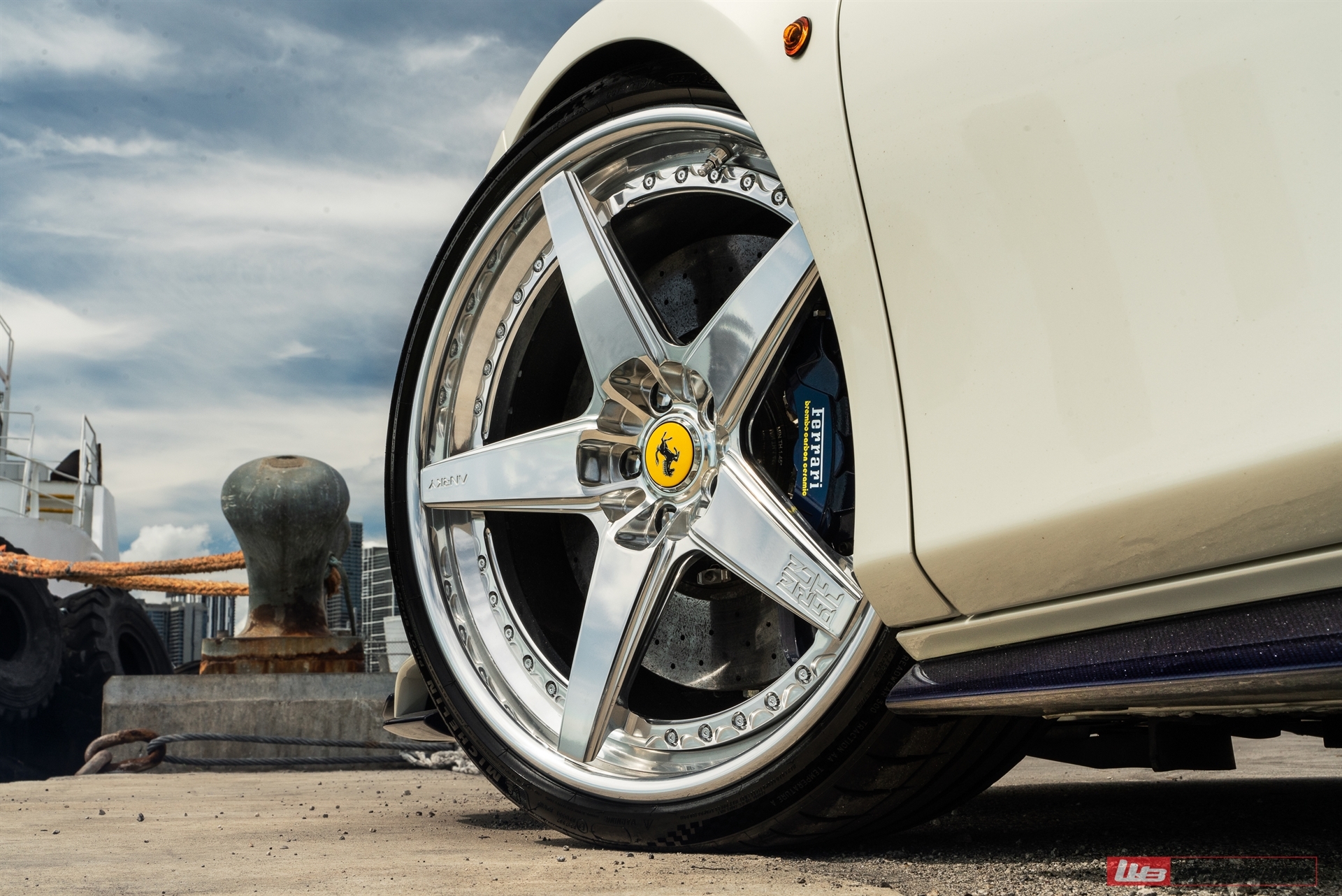 Ferrari 488 Pista | Bianco Avus | on ANRKY RS5.3 | Brushed Clear