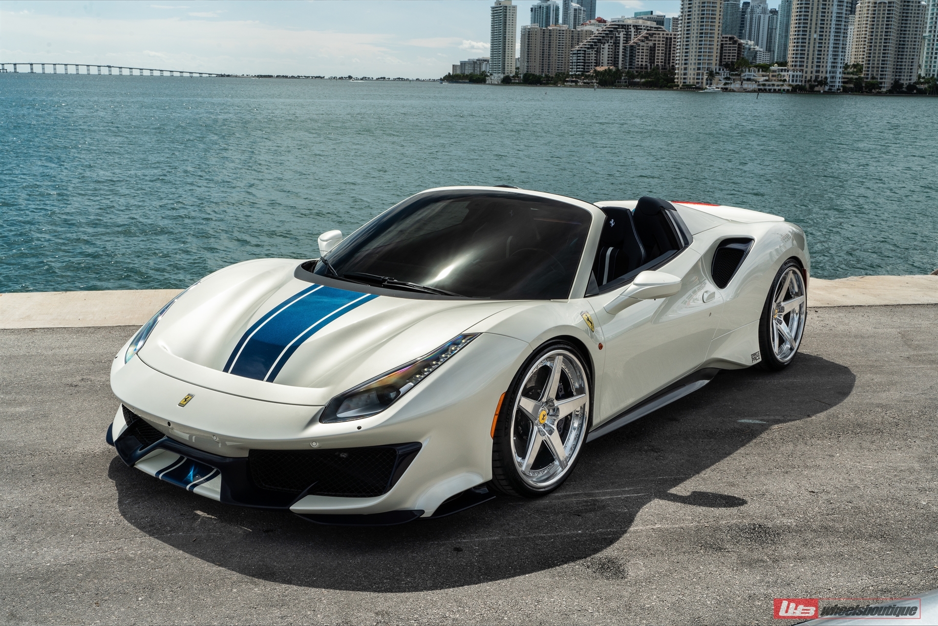 Ferrari 488 Pista | Bianco Avus | on ANRKY RS5.3 | Brushed Clear