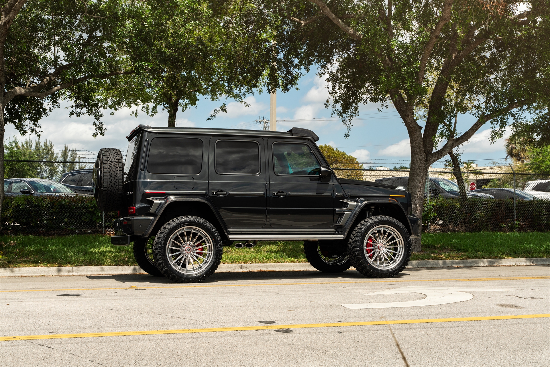 Mercedes Benz AMG G63 4×4 Squared | Magnetite Black | 1886 XR-016 Wheels | Polished Clear