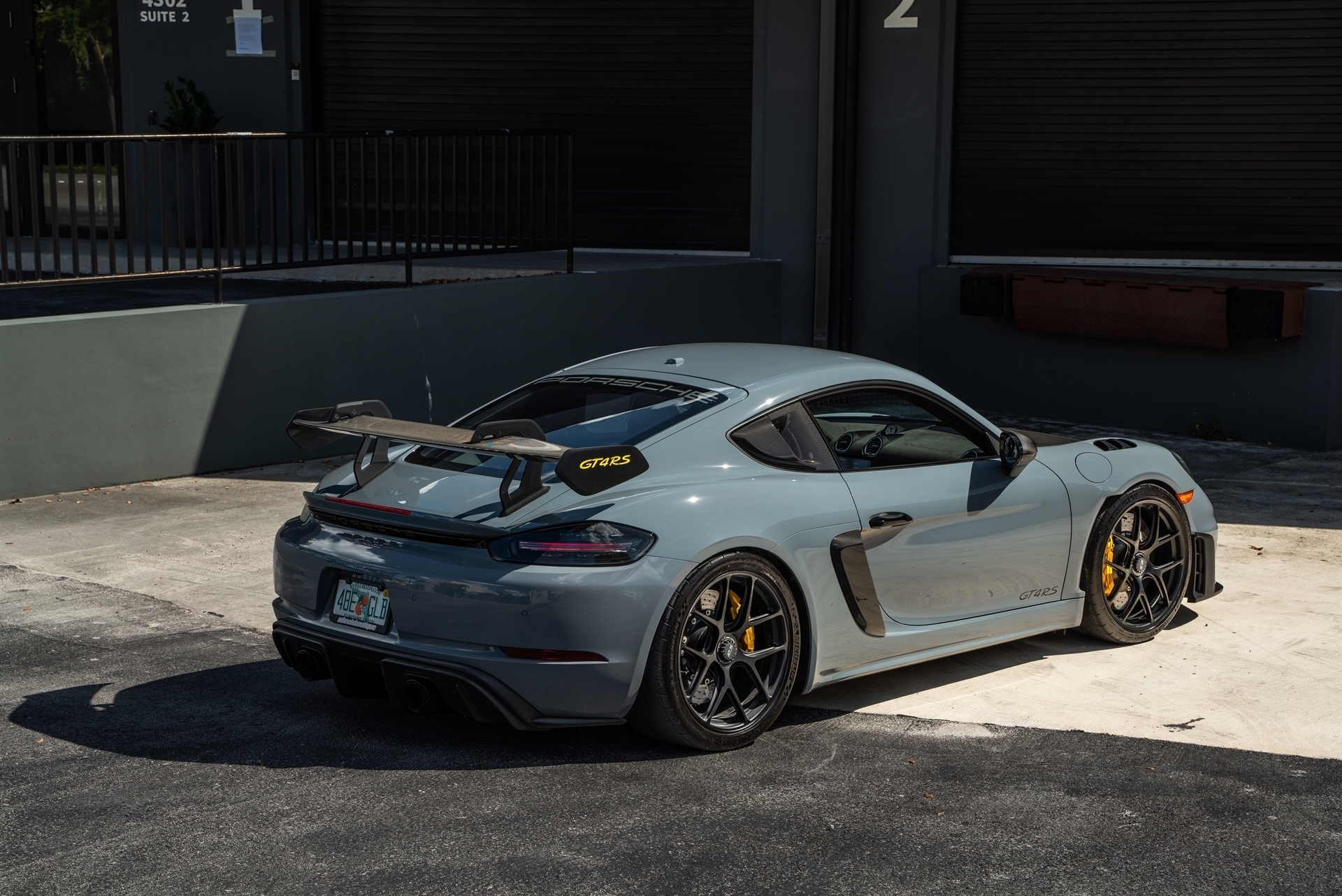 Porsche 718 Cayman GT4 RS on HRE R101LW