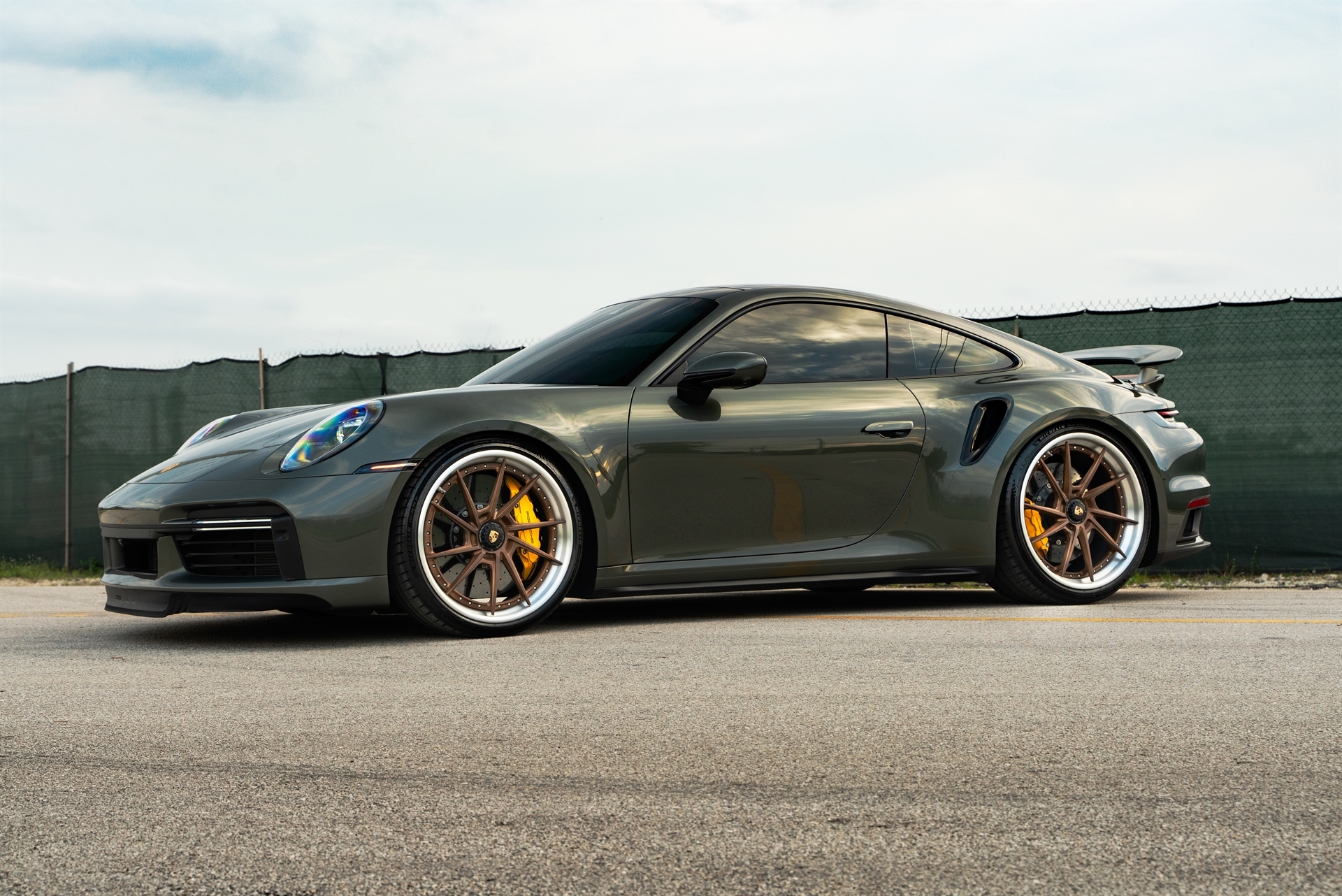 ANRKY AN33 Bronze | Porsche 992 Turbo S – Wheels Boutique