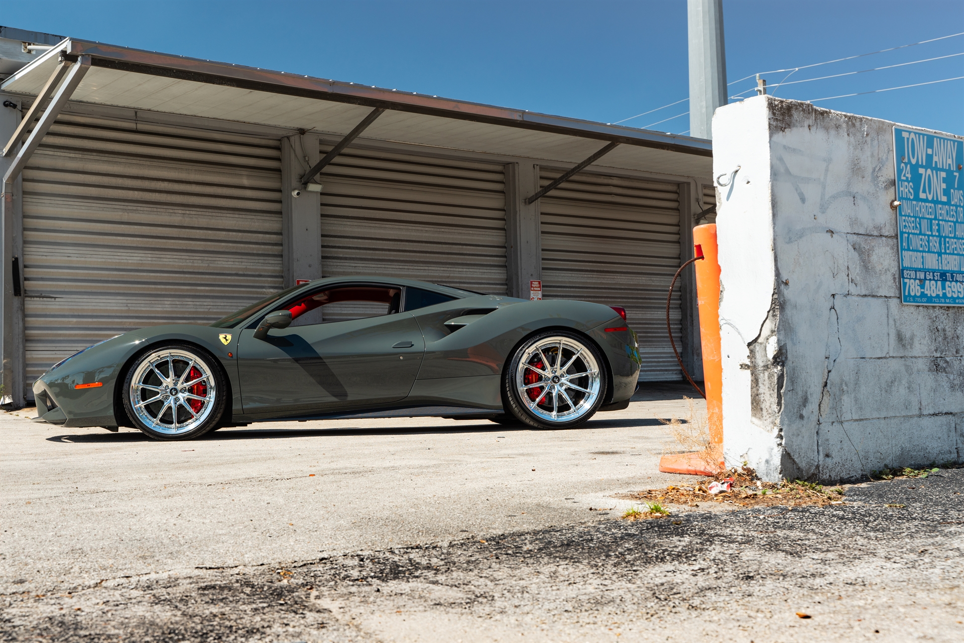 Ferrari 488 GTB | Grigio Medio | on HRE S104SC | Polished Clear