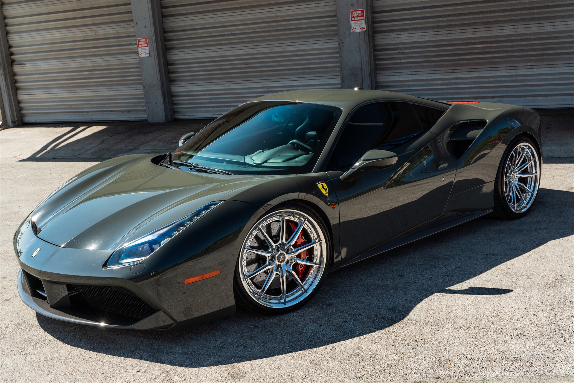 Ferrari 488 GTB | Grigio Medio | on HRE S104SC | Polished Clear