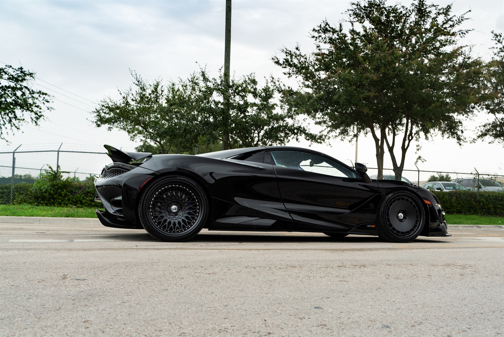 HRE 535 and 501 wheels | McLaren 765LT Onyx Black