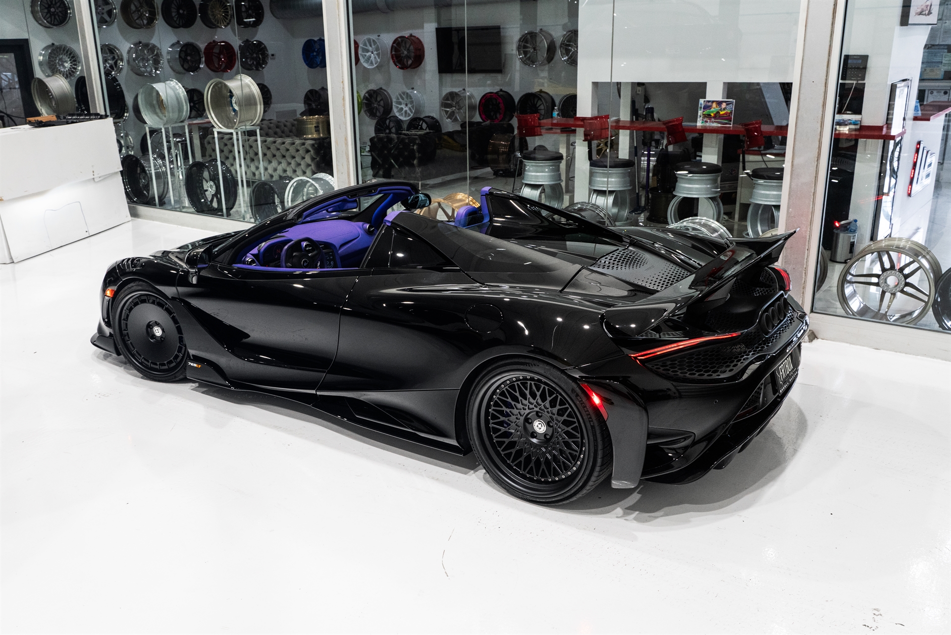 HRE 535 and 501 wheels | McLaren 765LT Onyx Black