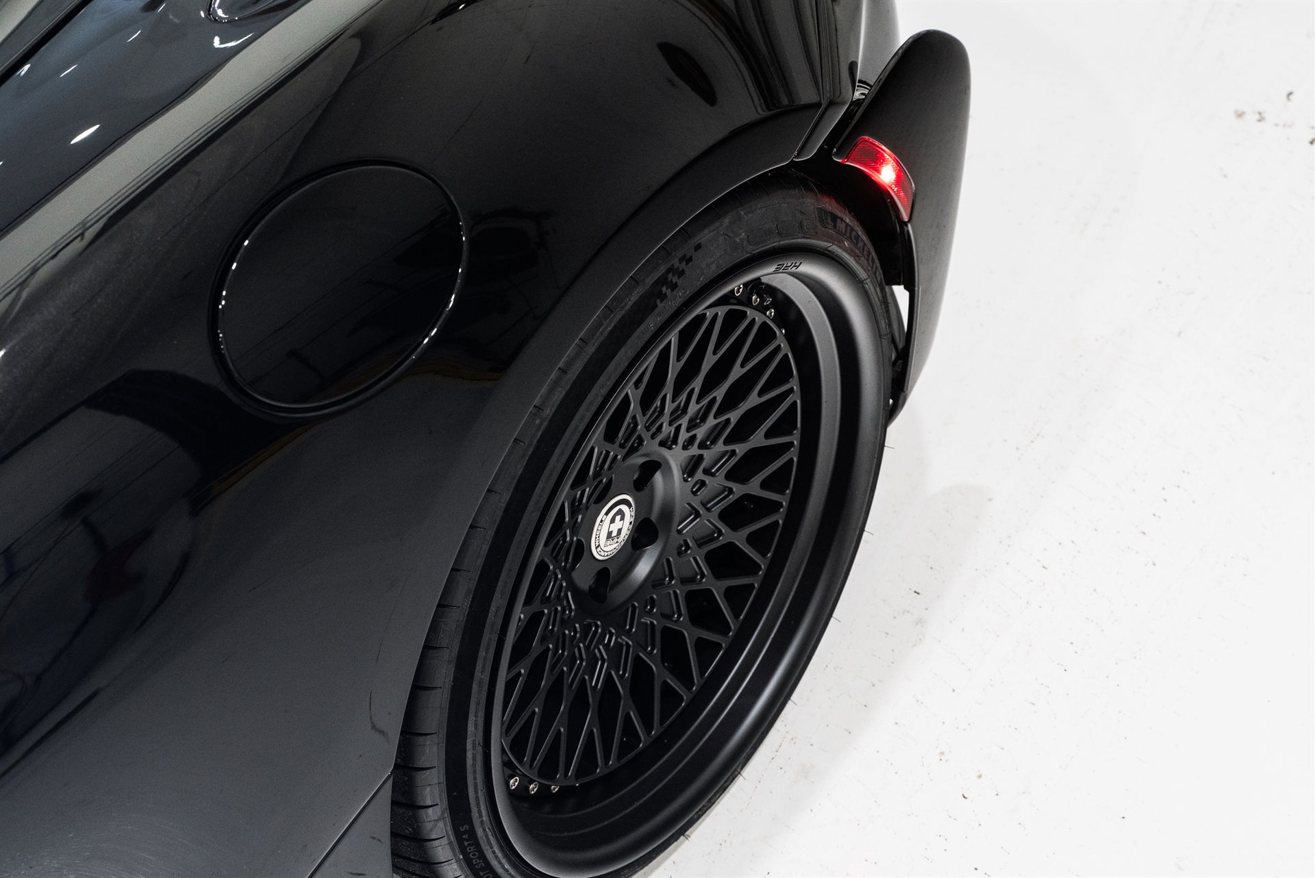 HRE 535 and 501 wheels | McLaren 765LT Onyx Black