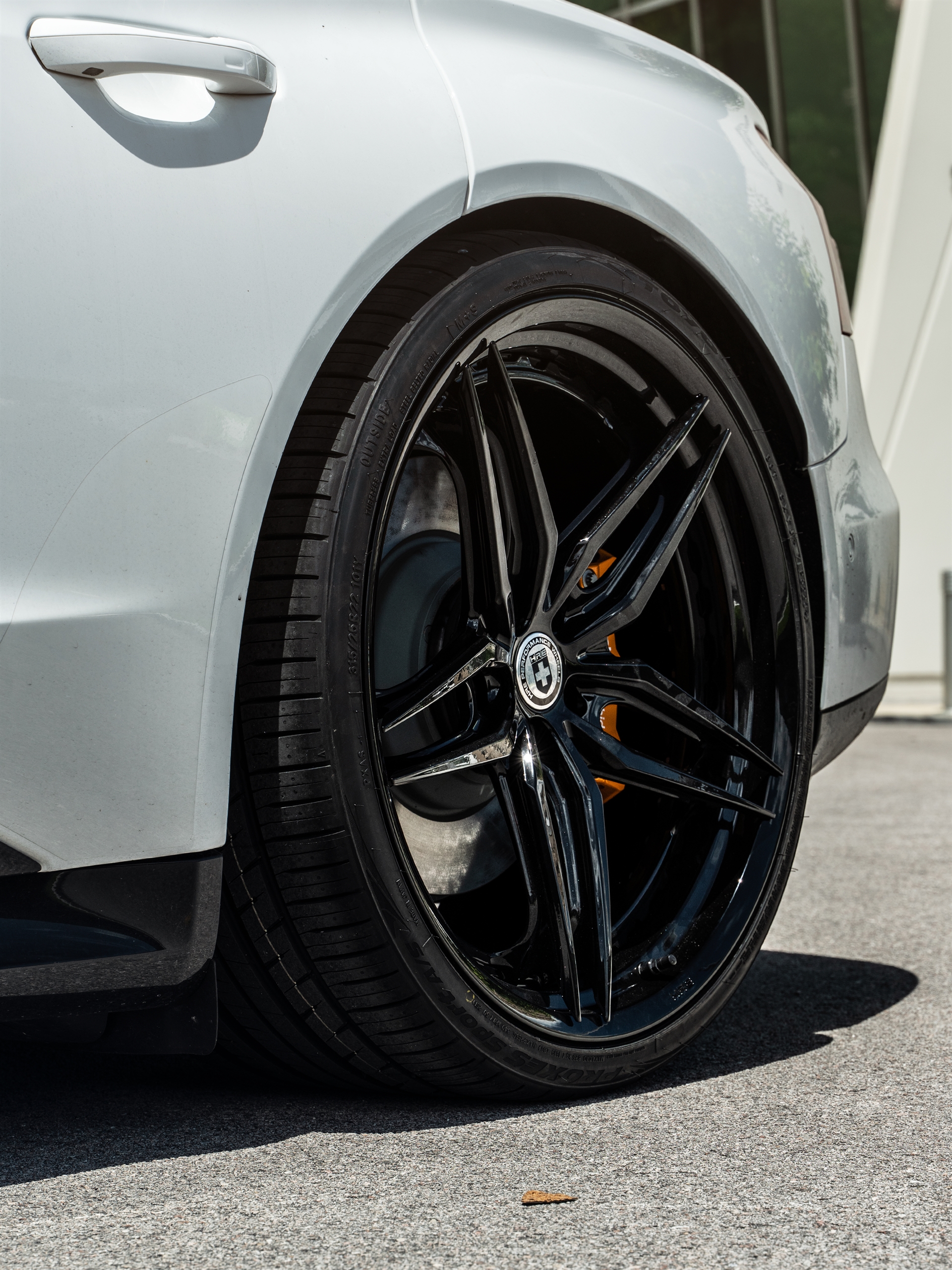 Audi RS e-tron GT | Arkona White | HRE S107SC | Gloss Black