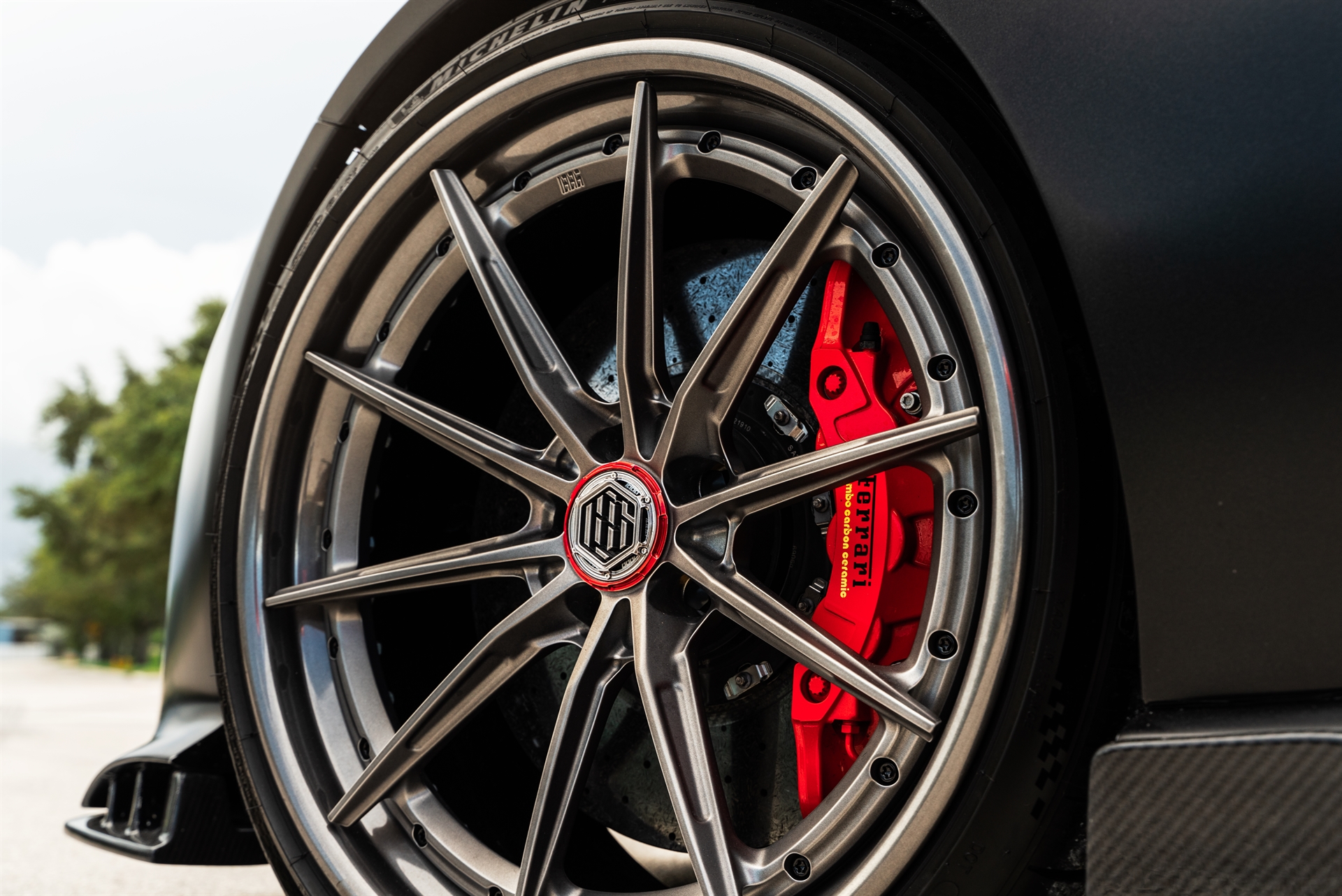 Duke Dynamics 812 | Nero Daytona | on 1886 G-010 | Polished Smoke | Duke Dynamics FEROCE Kit