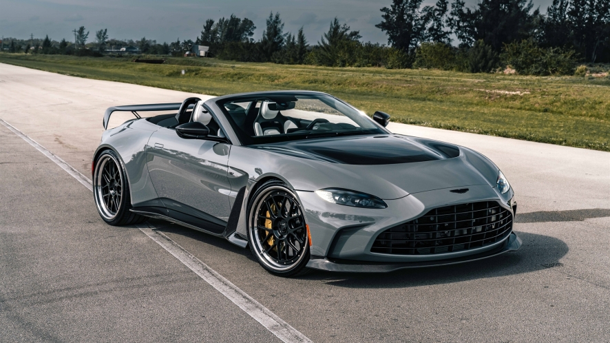 Aston Martin Vantage V12 Roadster on 1886 Wheels