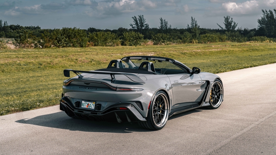 Aston Martin Vantage V12 Roadster on 1886 Wheels