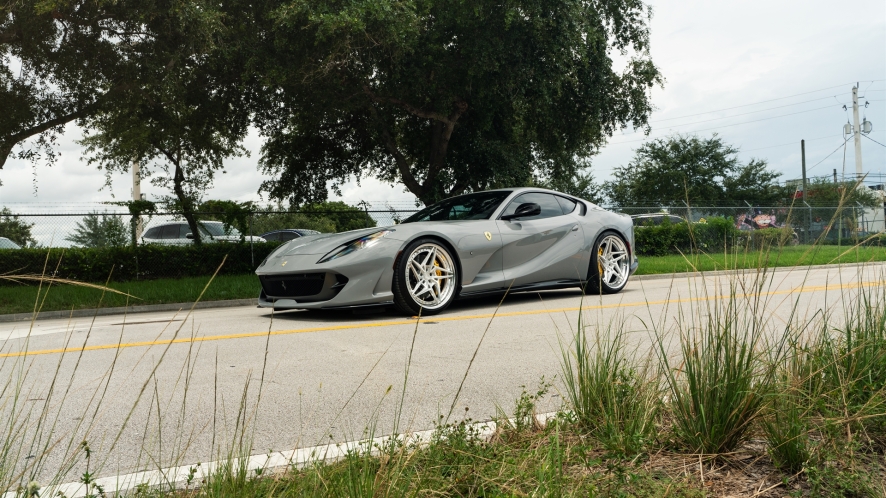 Ferrari 812 Superfast on ANRKY S3-X3