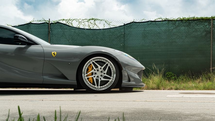 Ferrari 812 Superfast on ANRKY S3-X3