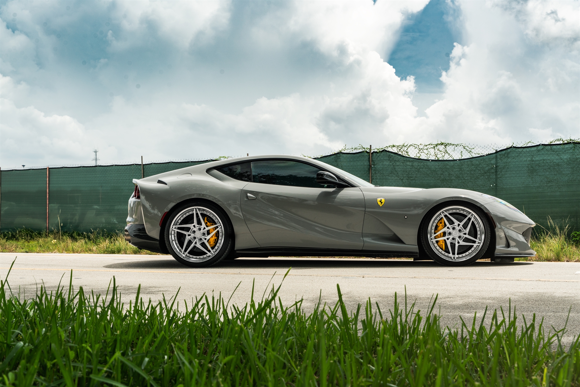 Ferrari 812 Superfast on ANRKY S3-X3