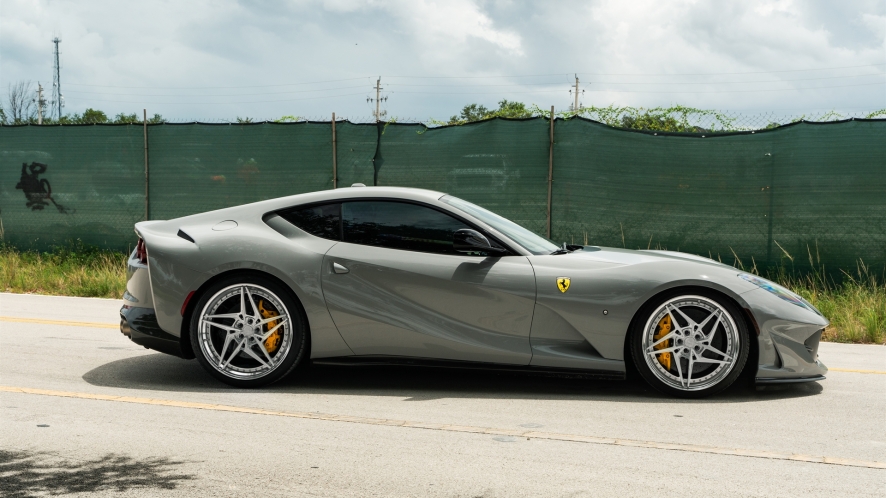 Ferrari 812 Superfast on ANRKY S3-X3