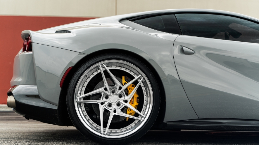 Ferrari 812 Superfast on ANRKY S3-X3