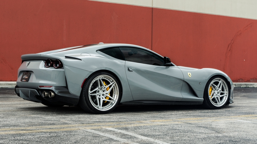 Ferrari 812 Superfast on ANRKY S3-X3