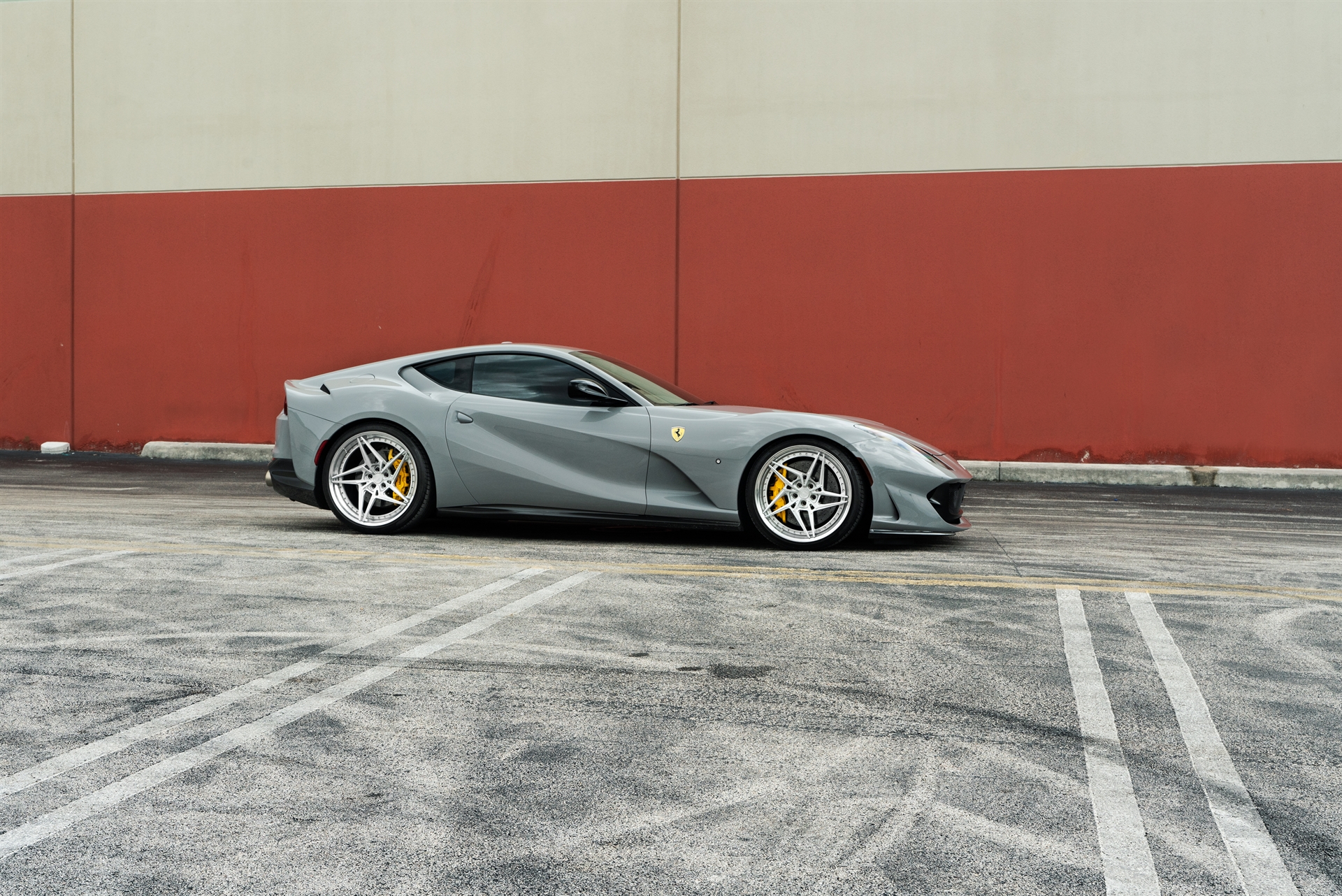 Ferrari 812 Superfast on ANRKY S3-X3