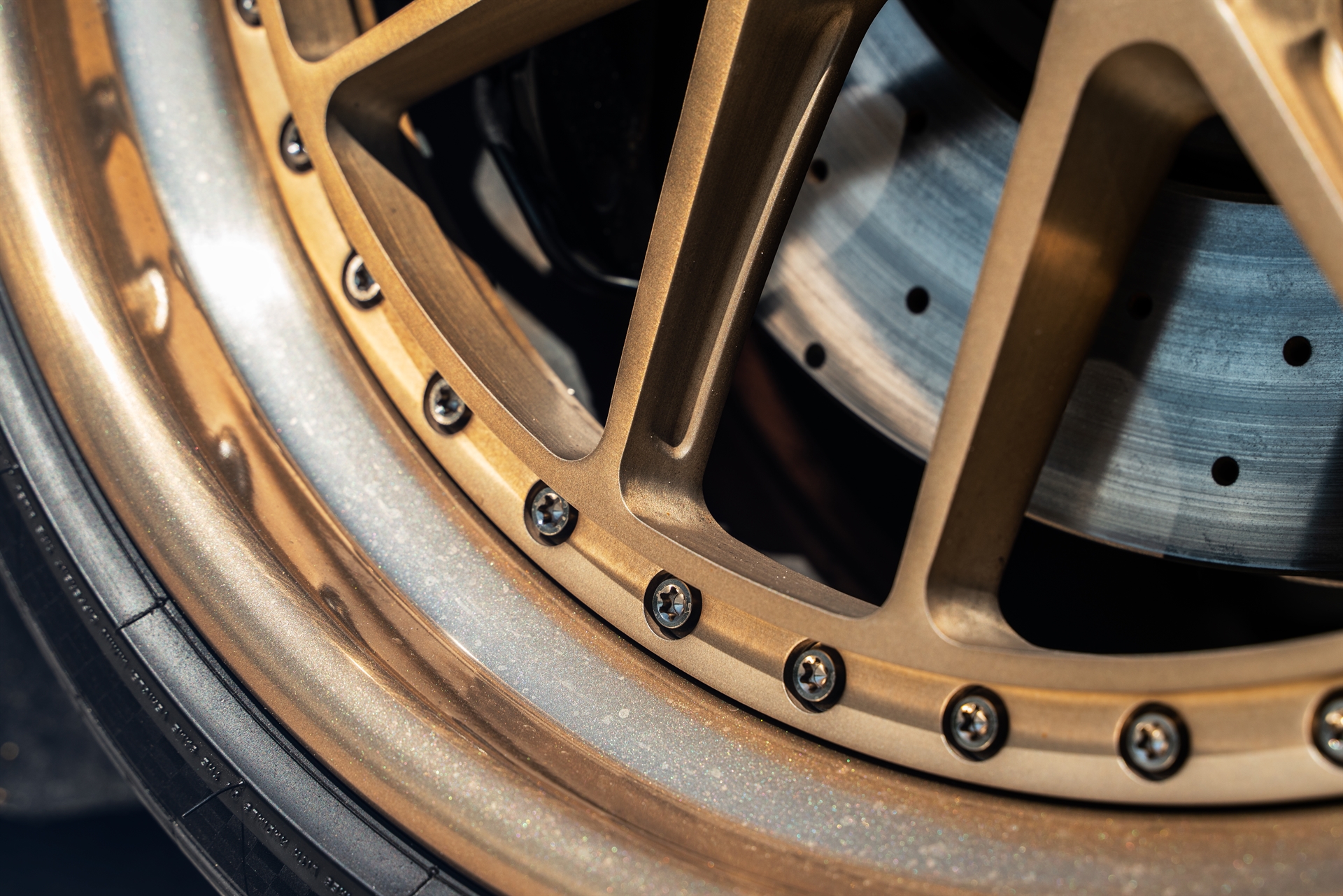 Porsche 992 GTS | Carmine Red | on 1886 Wheels S010| Brushed Champagne