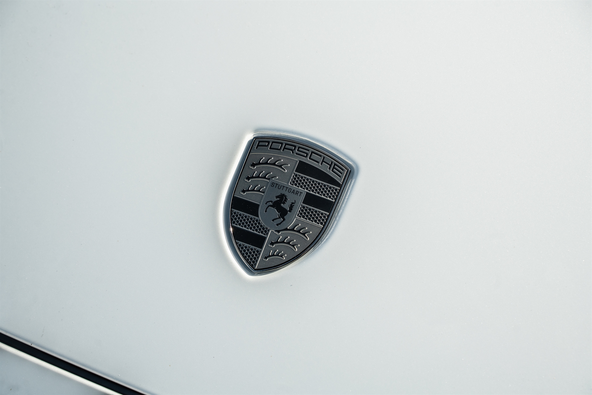 Porsche 992 GTS | Ice Gray Metallic | on HRE 522M | Polished Dark Clear