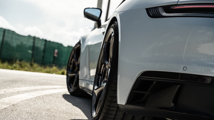 HRE 522M wheels | Porsche 992 Ice Grey Metallic finish