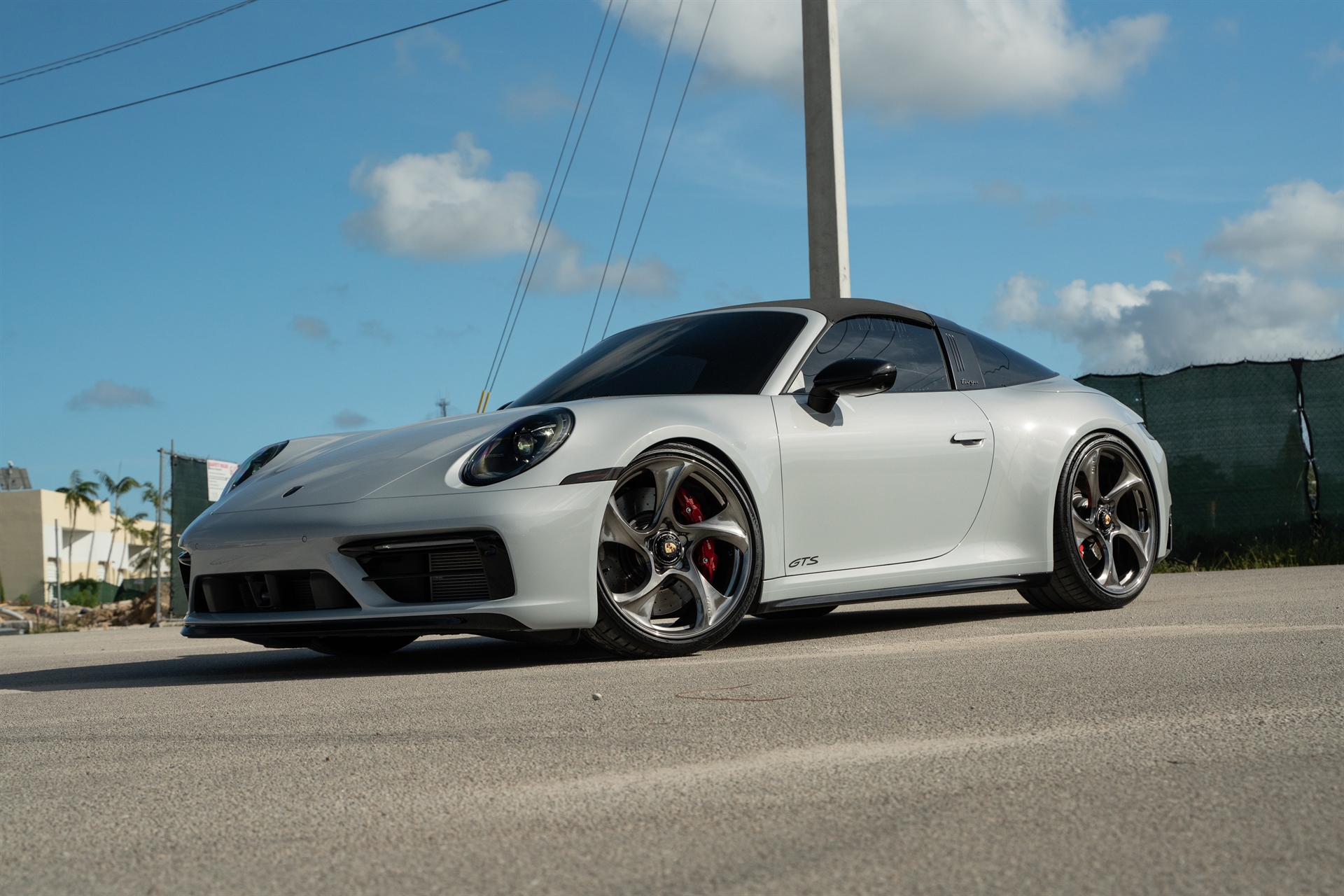 HRE 522M wheels | Porsche 992 Ice Grey Metallic finish | Wheels Boutique