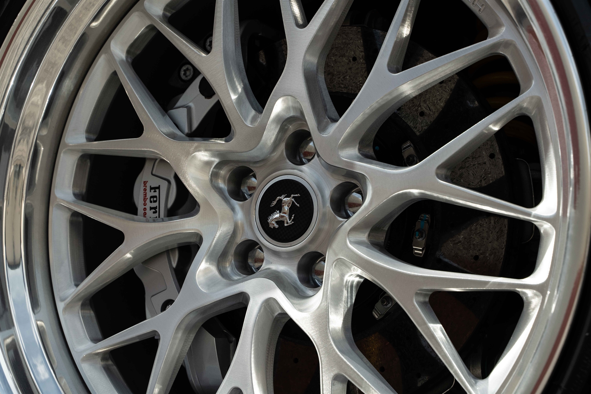 Ferrari 488 GTB | Bianco Fuji | on HRE 520 FMR | Brushed Clear