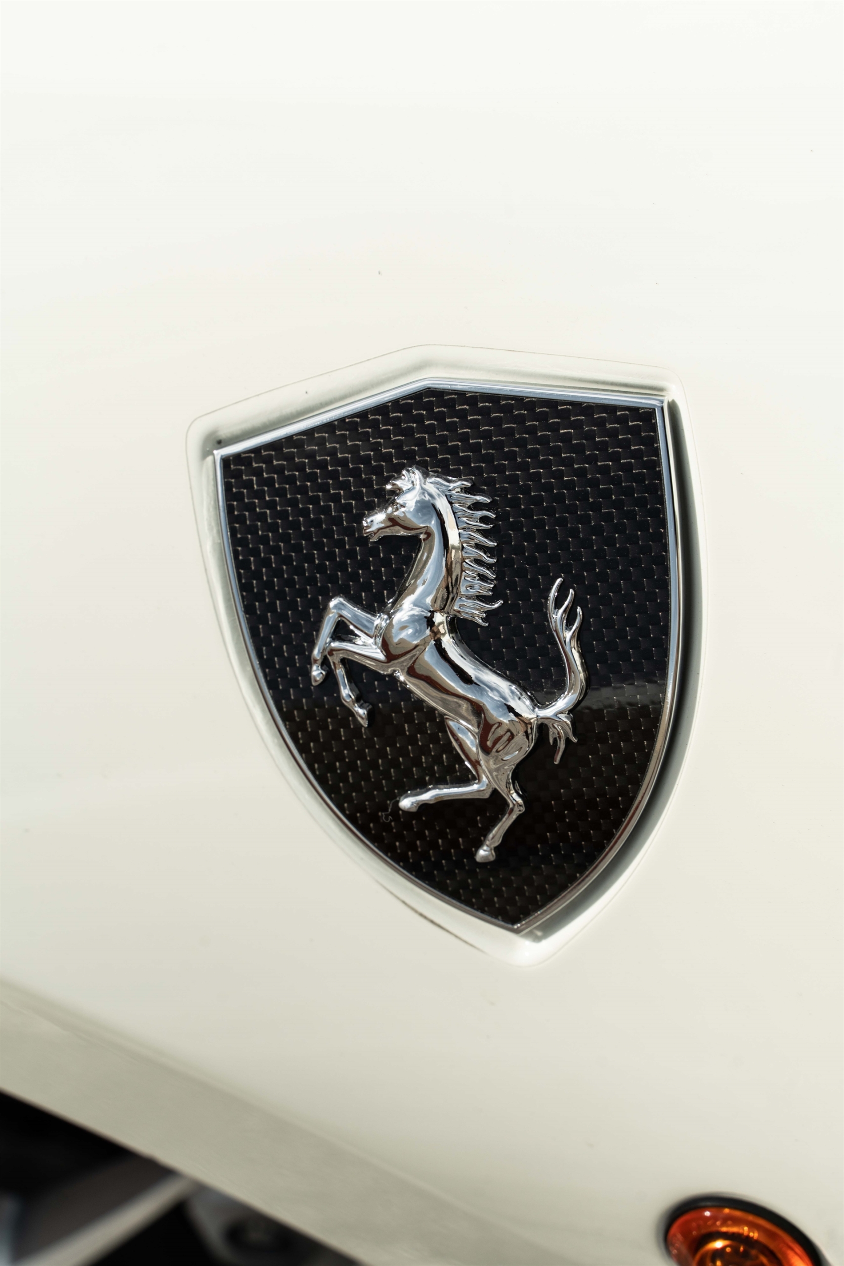 Ferrari 488 GTB | Bianco Fuji | on HRE 520 FMR | Brushed Clear