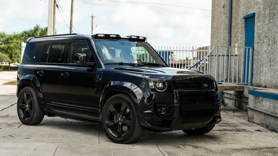 Land Rover Defender on Urban Auto Kit