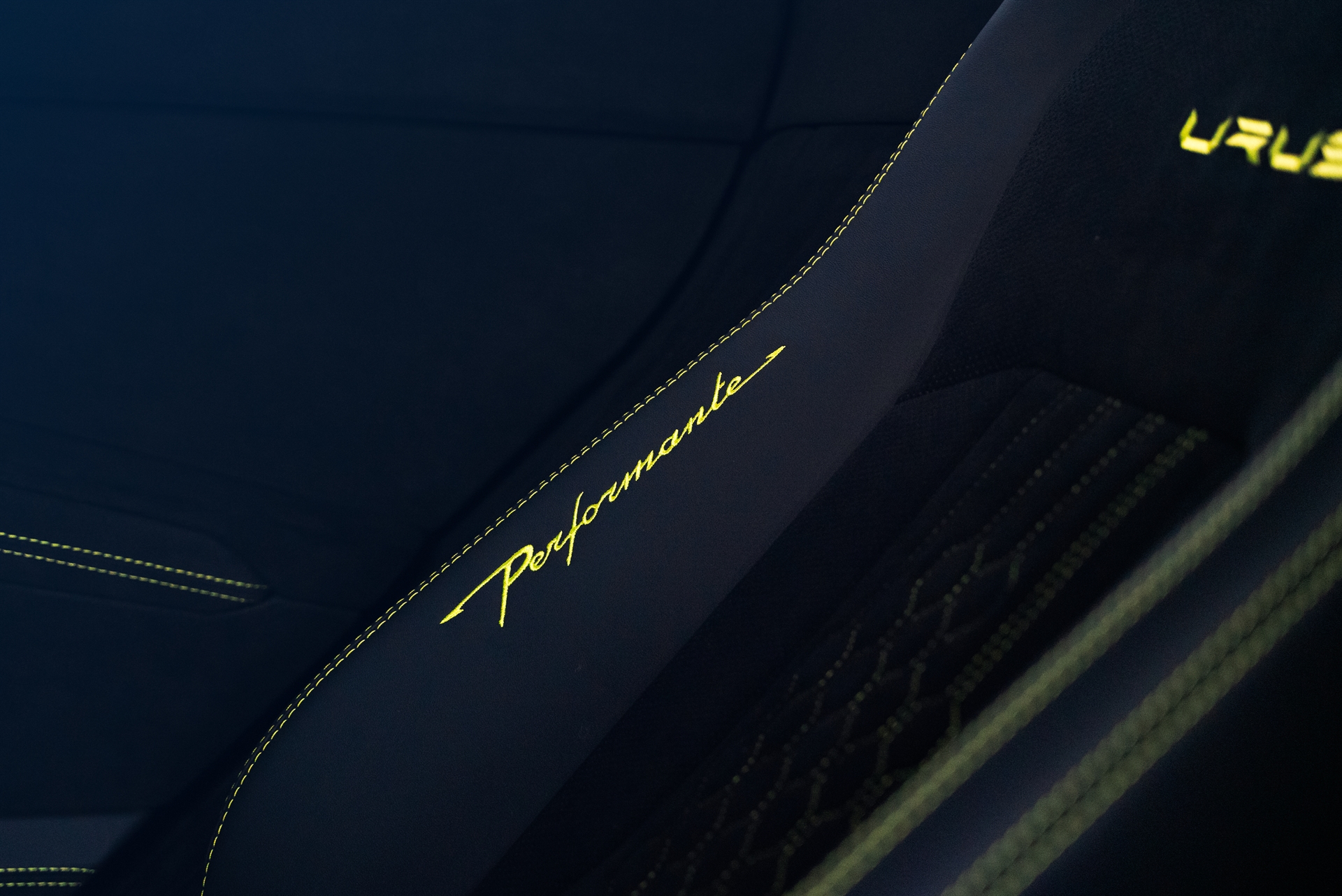 Lamborghini Urus Performante | Grigio Telesto Matt | on 1886 S009 | Satin Black