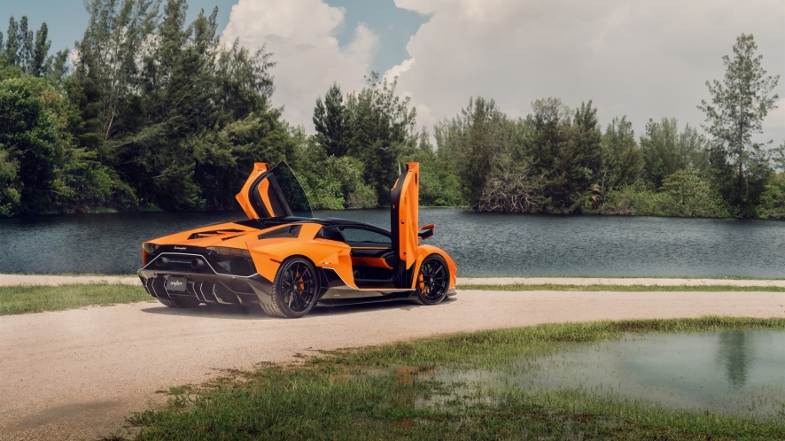 Lamborghini Aventador Ultimae on 1886 Wheels