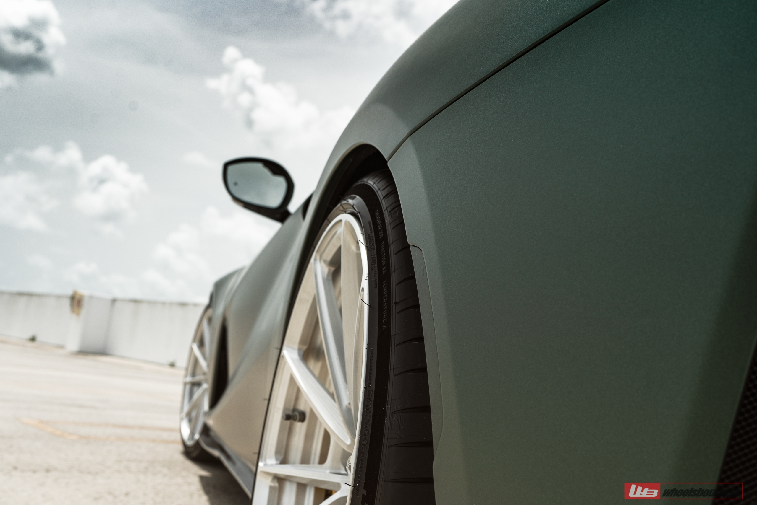 Ferrari 812 GTS – AN28 SeriesTWO