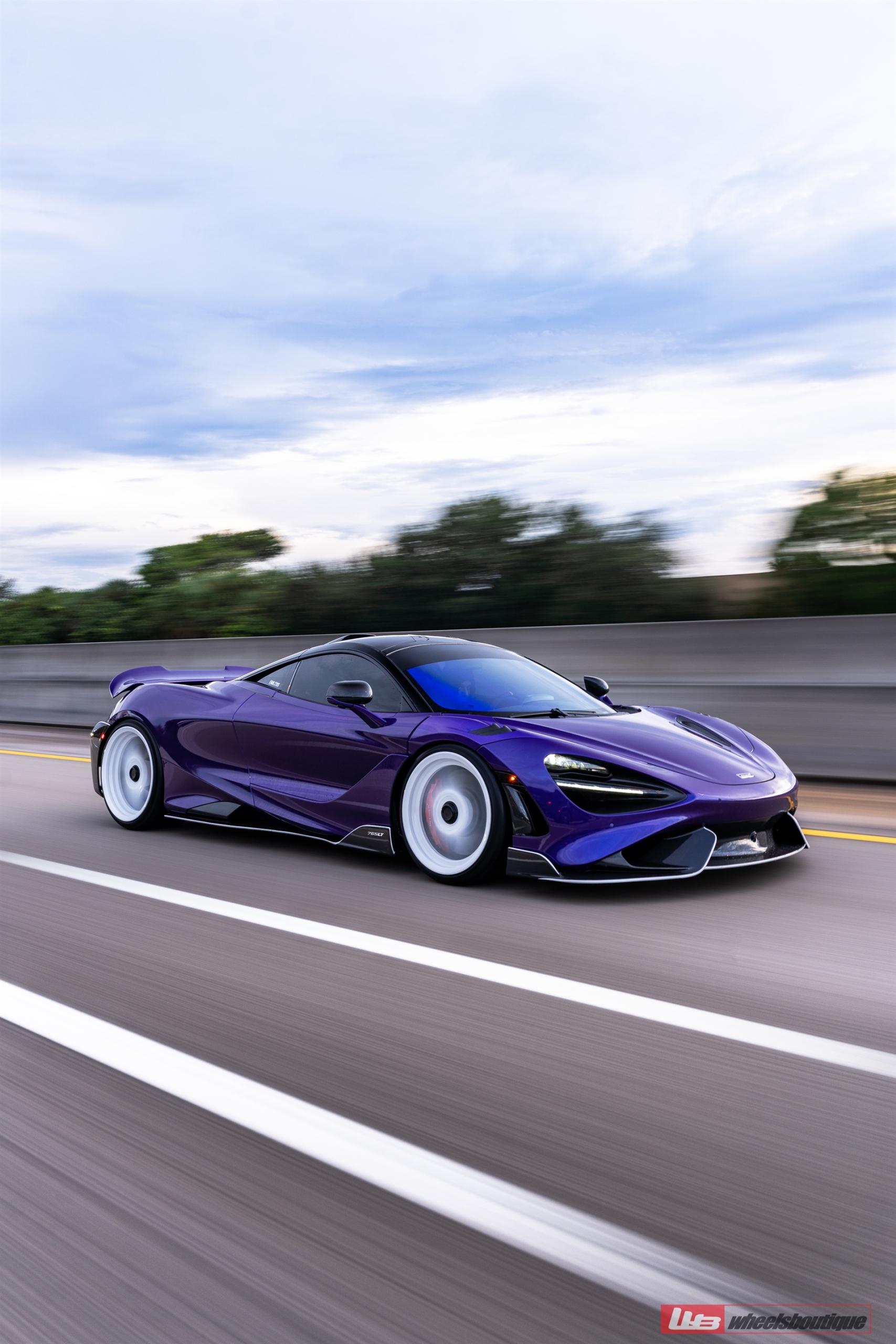 McLaren 765LT – AN27 SeriesTWO