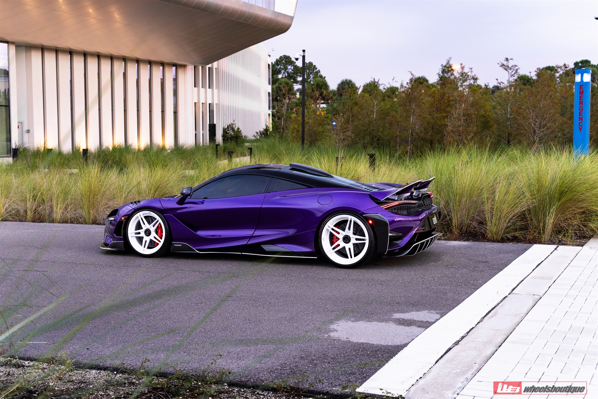 McLaren 765LT – AN27 SeriesTWO