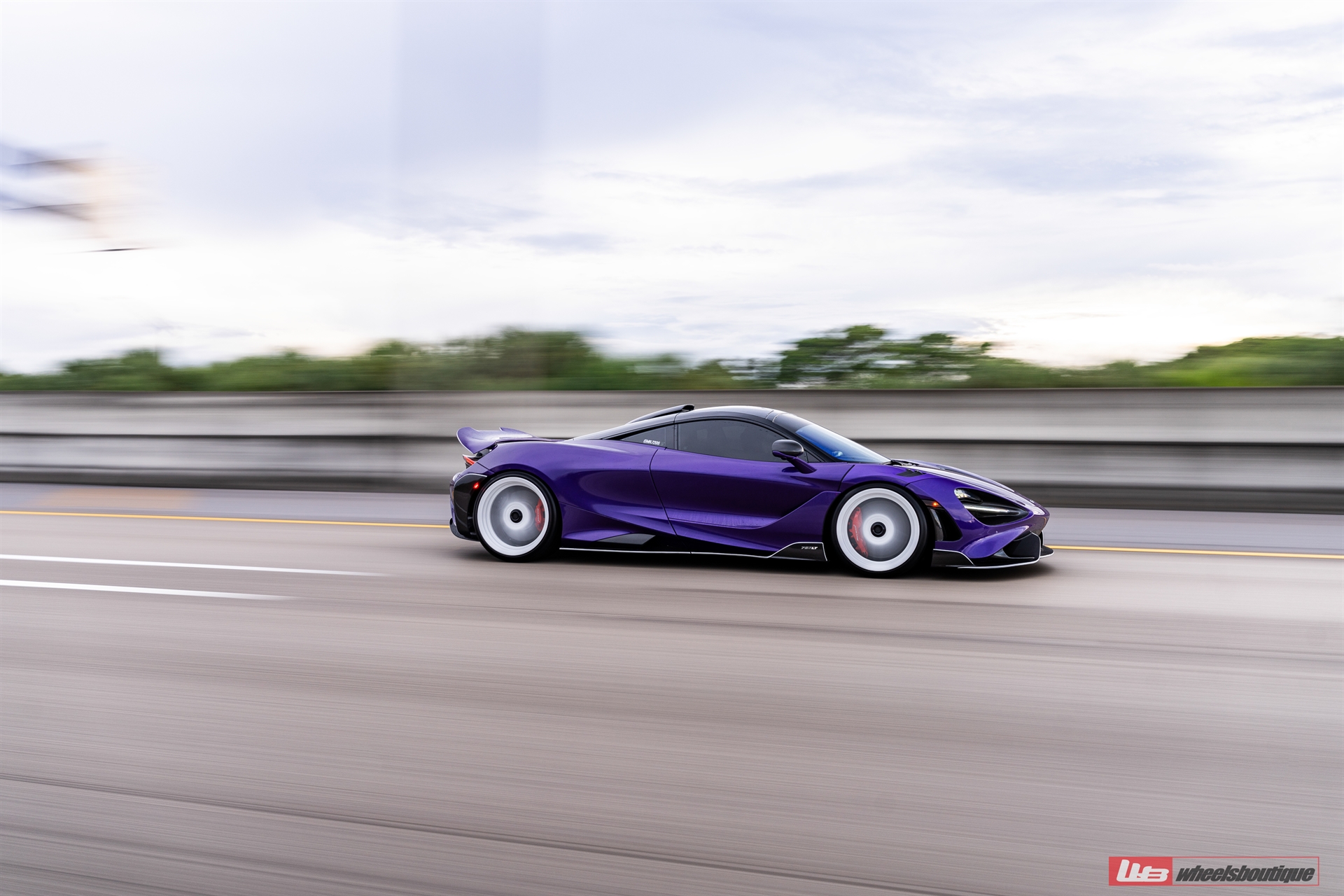 McLaren 765LT – AN27 SeriesTWO