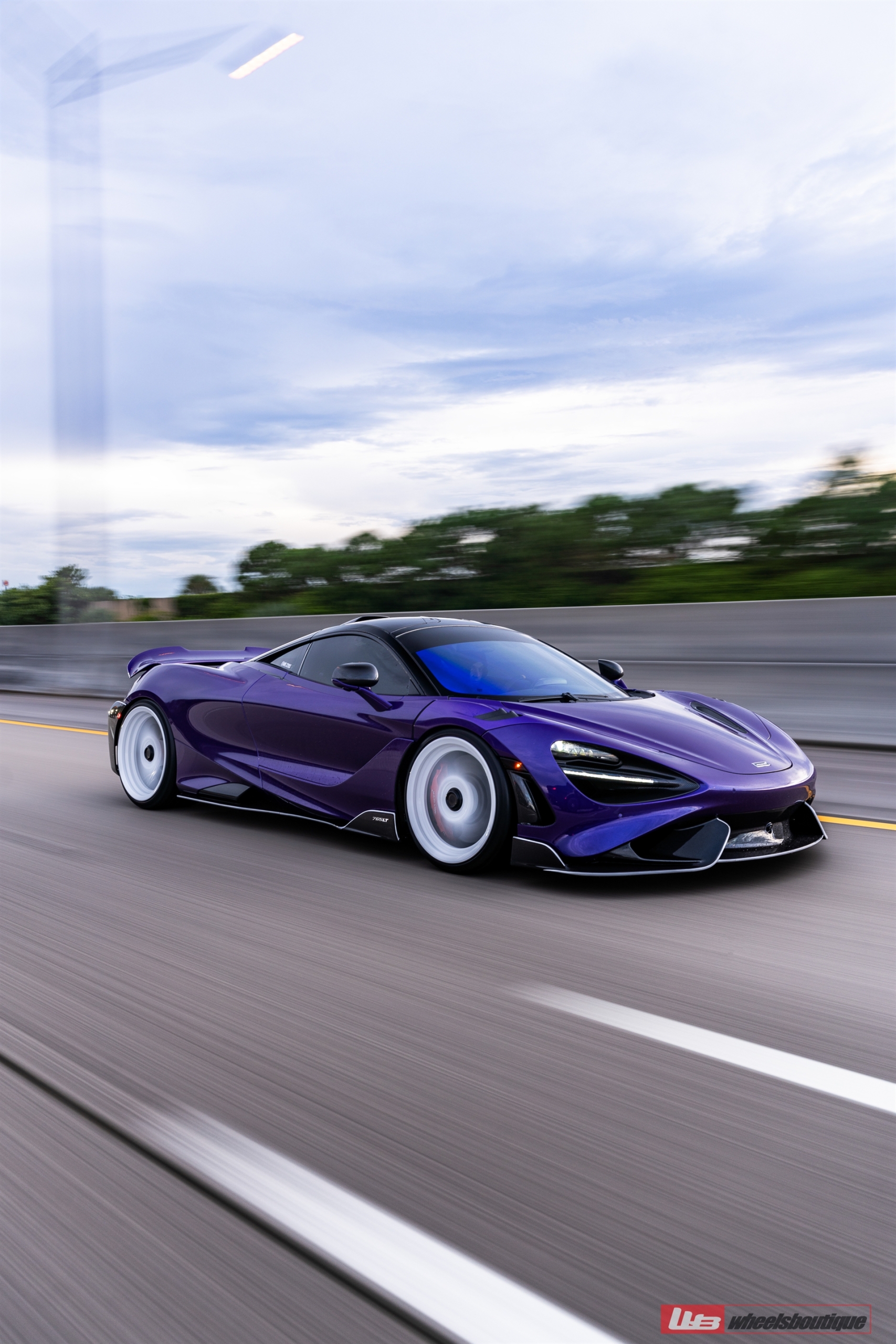 McLaren 765LT – AN27 SeriesTWO