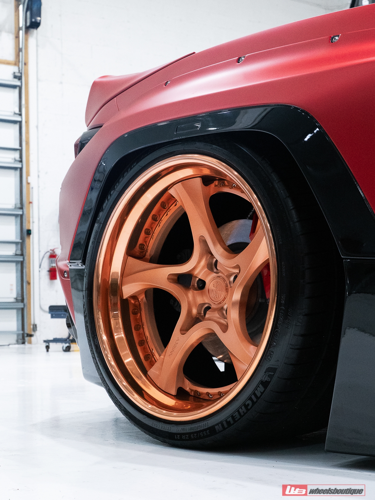 Chevrolet Corvette on XR-305 from ANRKY Wheels